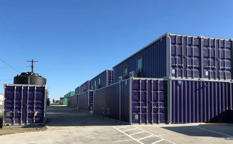 Container Storage Row